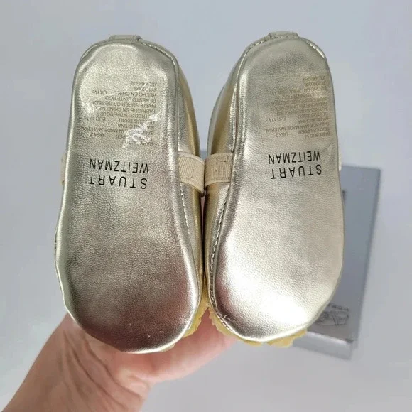 Stuart weitzman gold flower dressy ballet flats infant crib soft sole shoe  2 - Picture 2 of 6